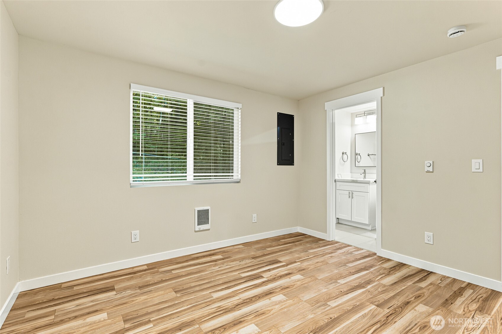 11030 Tempo Lake Drive Property Photo 18