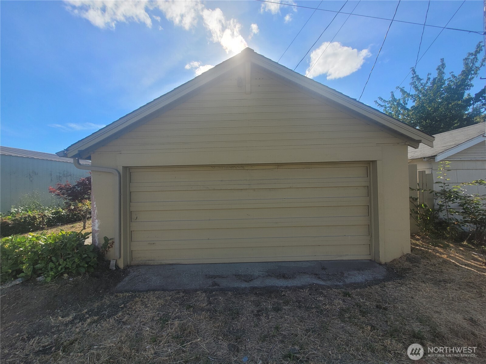 5823 S Lawrence Property Photo 3