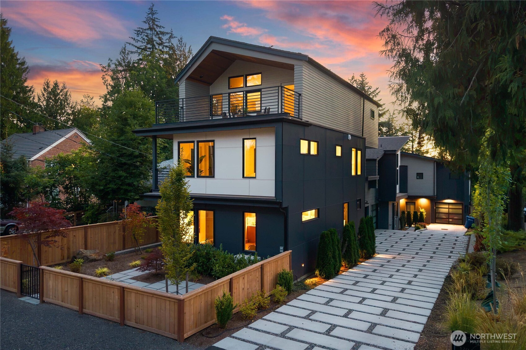 13047 39th Avenue A Property Photo 2