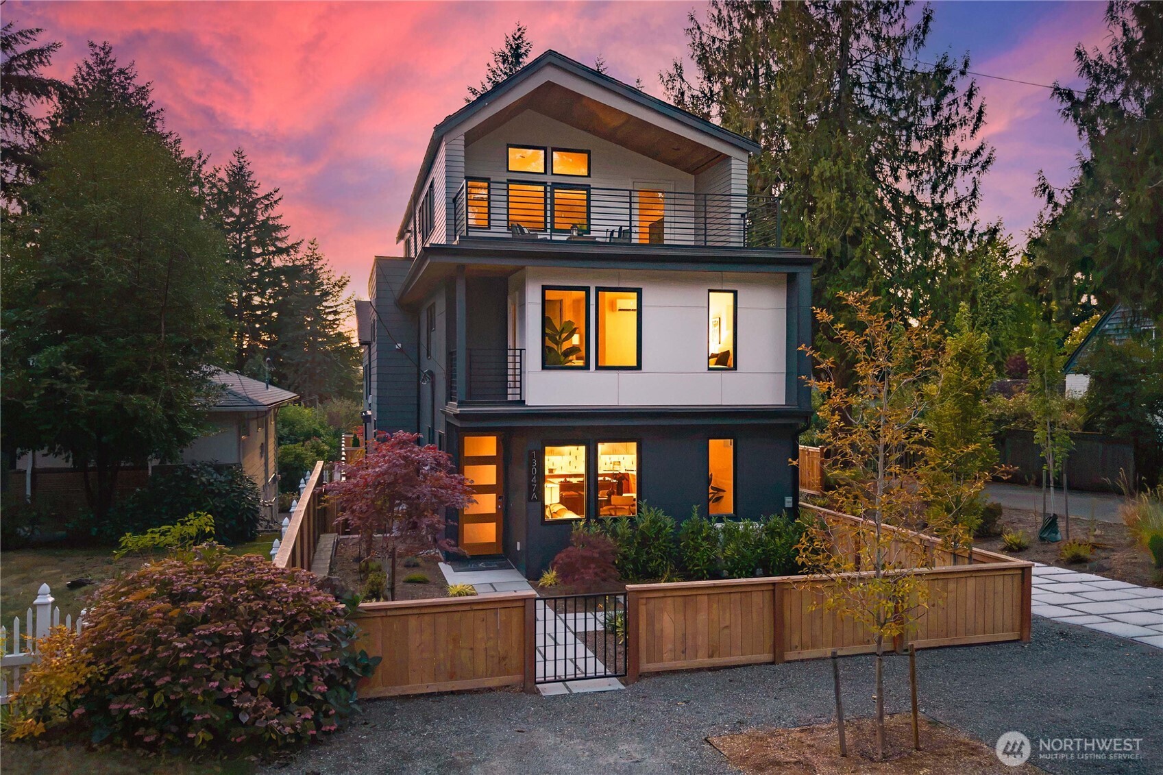 13047 39th Avenue A Property Photo 3
