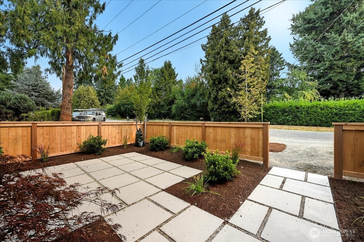 13047 39th Avenue A Property Photo 23