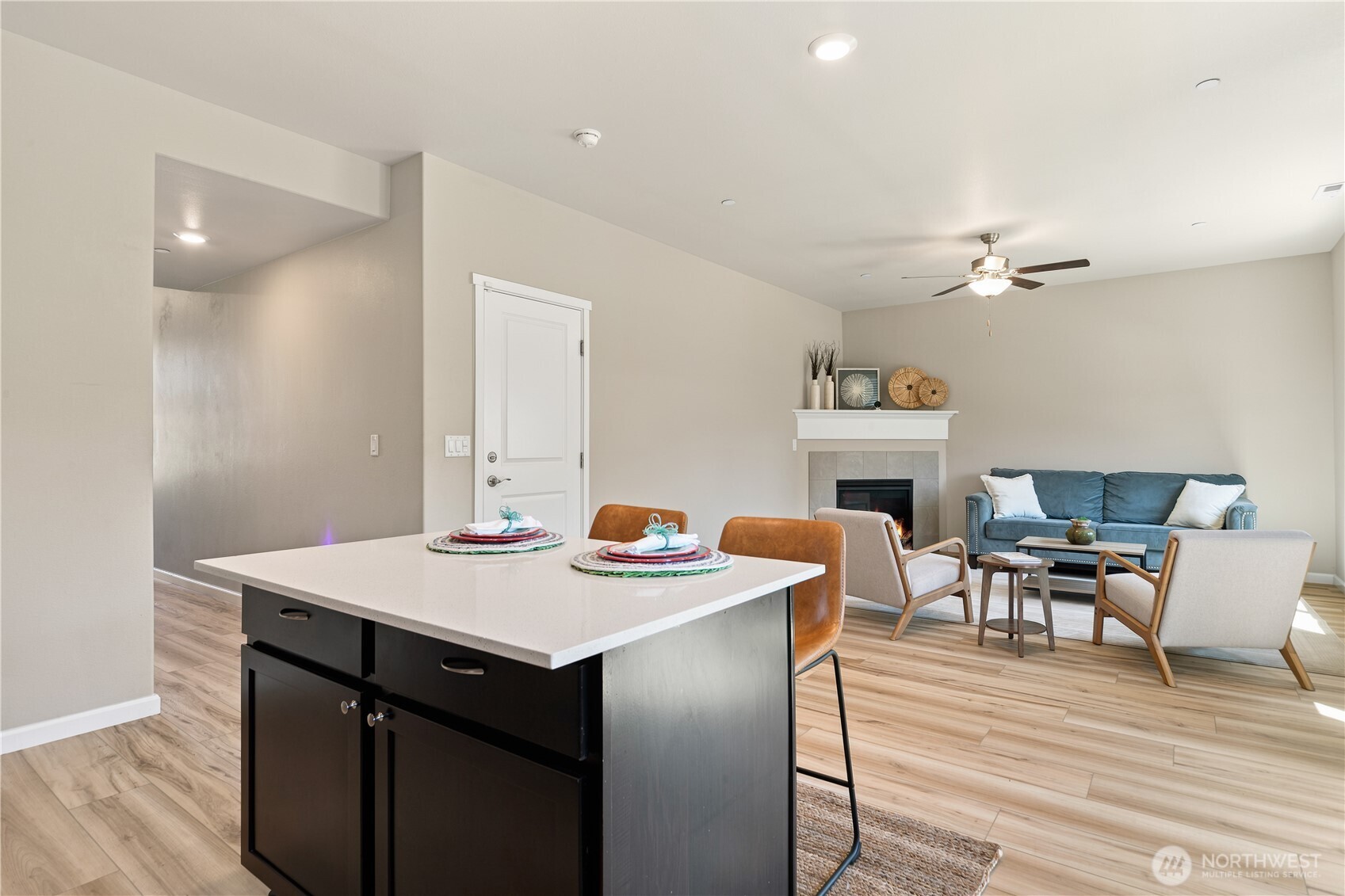 4758 Driftwood Street Property Photo 11