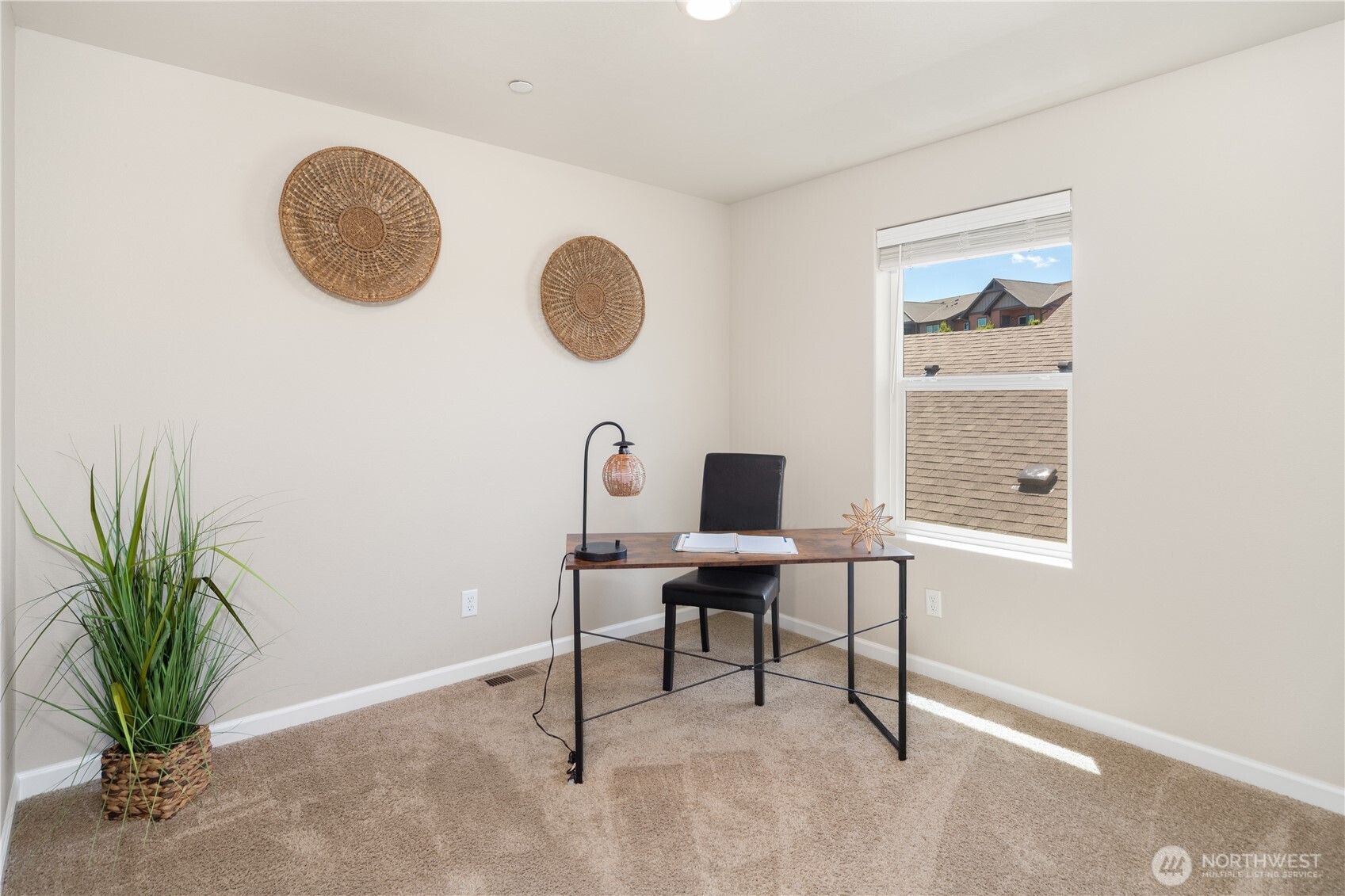 4758 Driftwood Street Property Photo 14