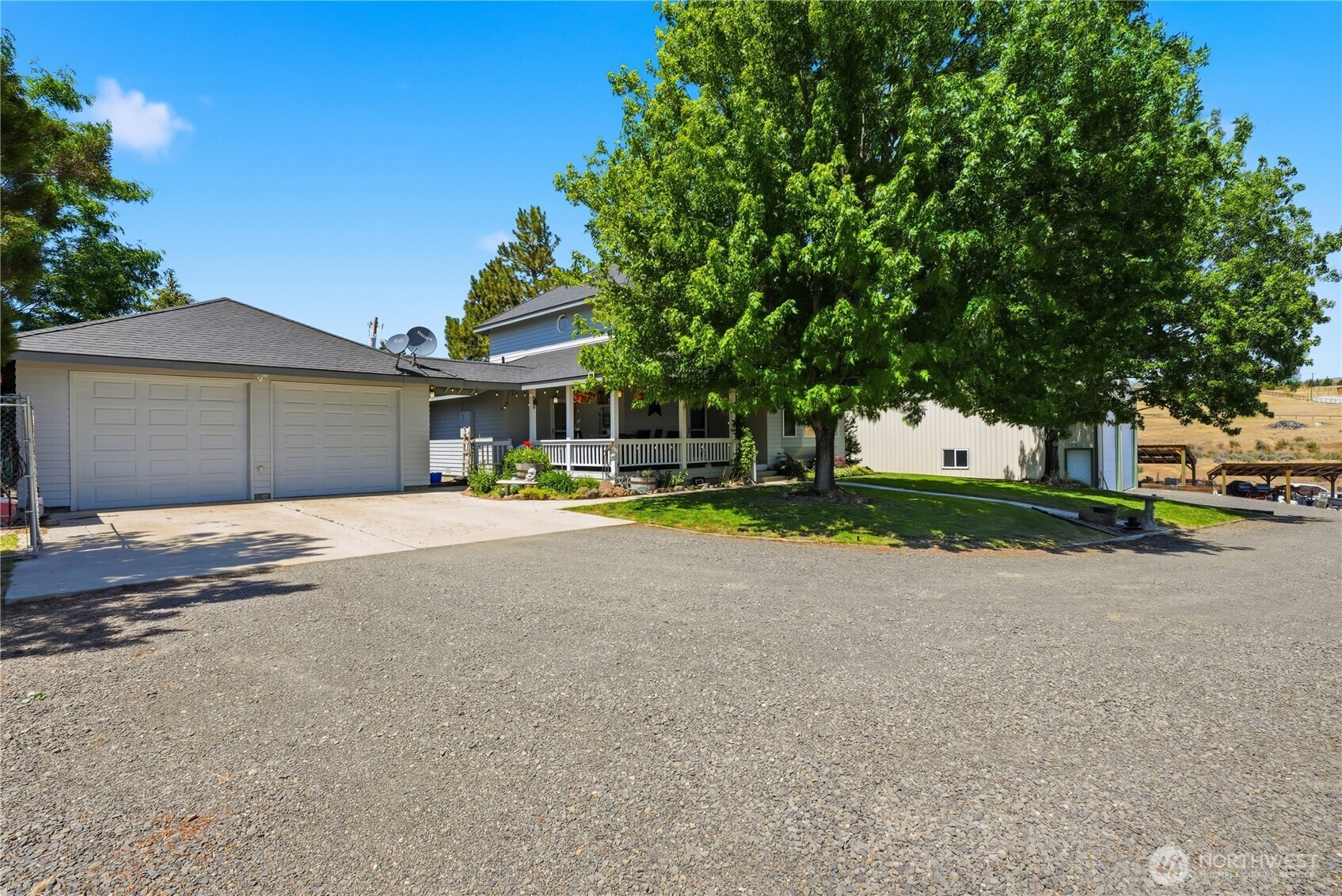 530 Wakatak Road Property Photo 3