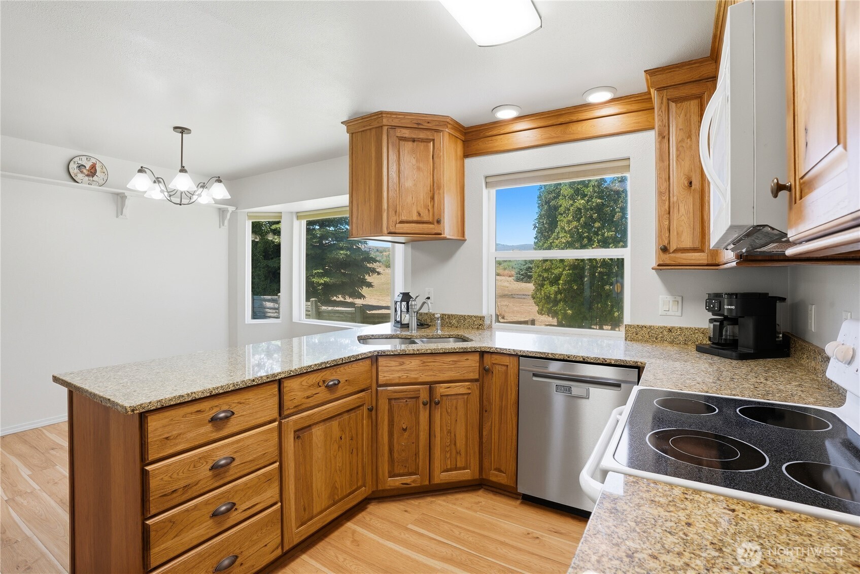 530 Wakatak Road Property Photo 14