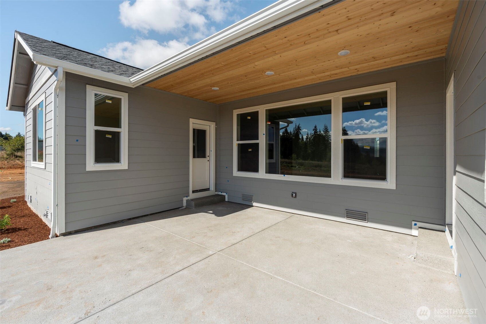 607 Brown Road Property Photo 4