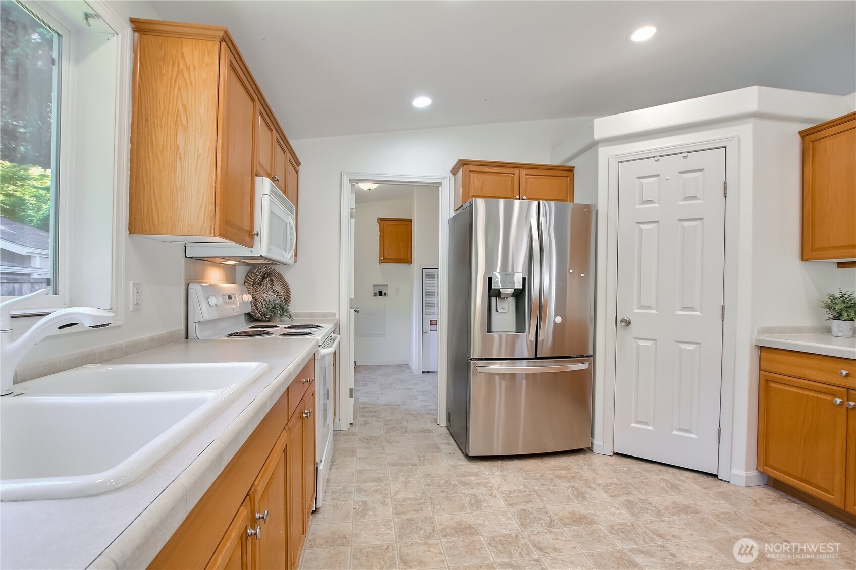 3232 206th Place Property Photo 11