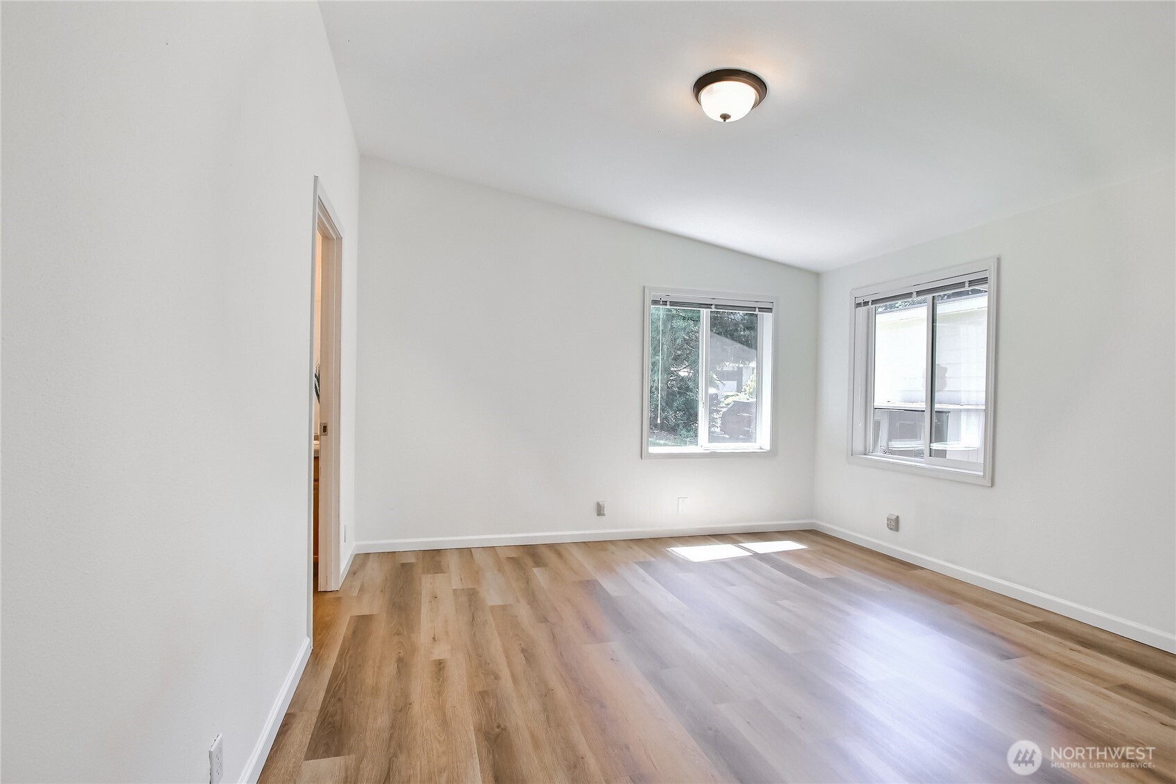 3232 206th Place Property Photo 15