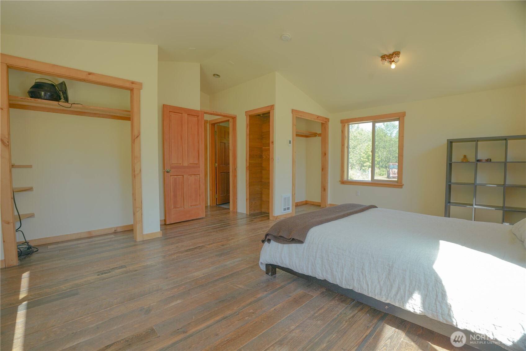 2904 Wildwood Drive Property Photo 5