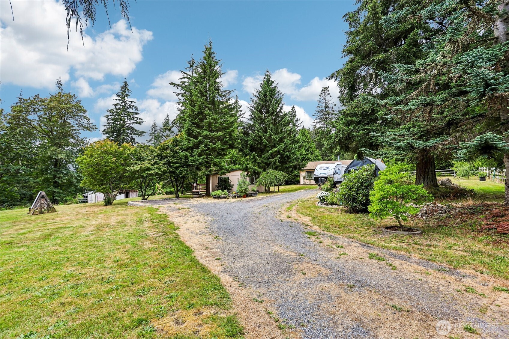 9810 6th Avenue Property Photo 4