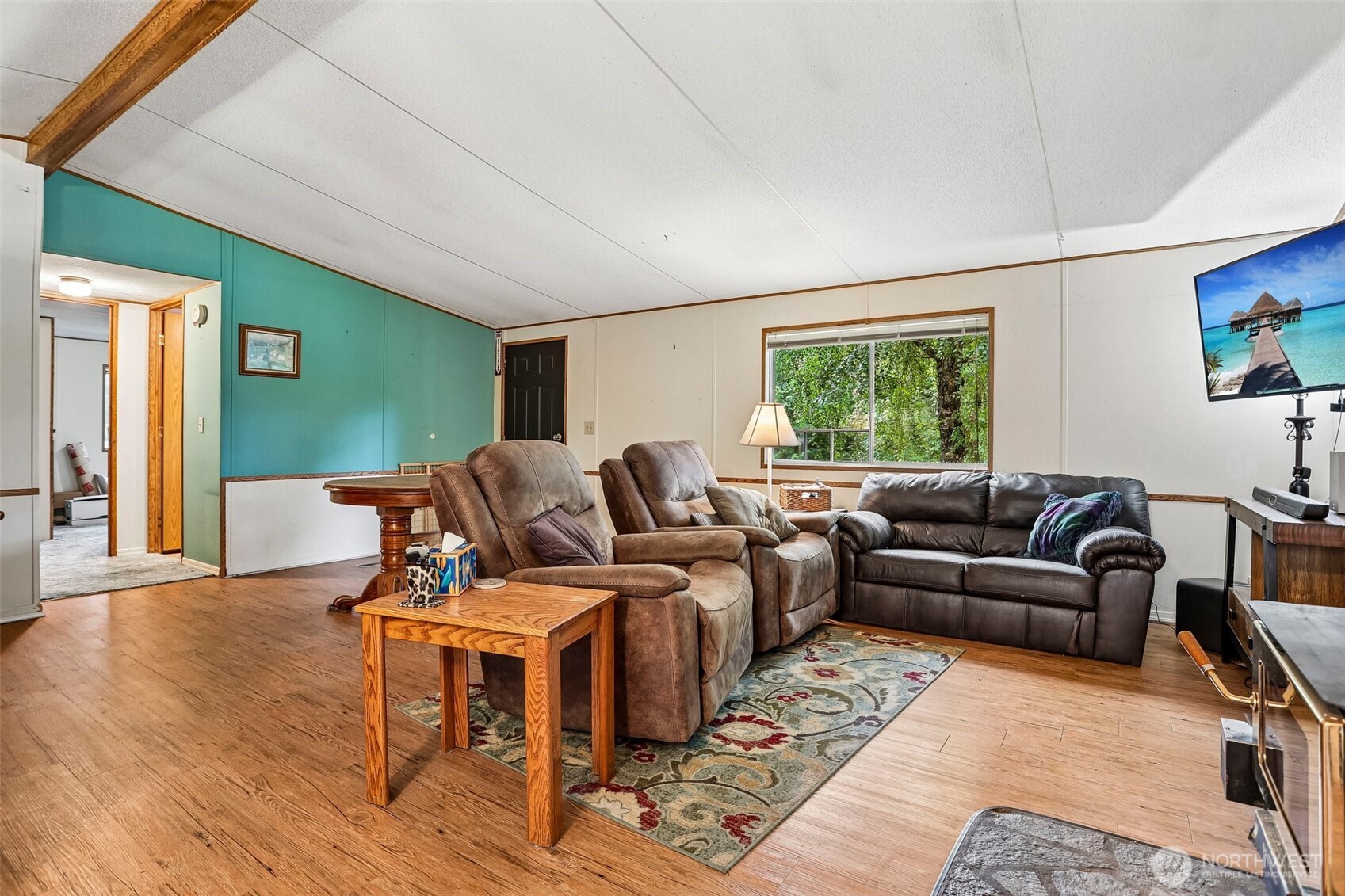 9810 6th Avenue Property Photo 9
