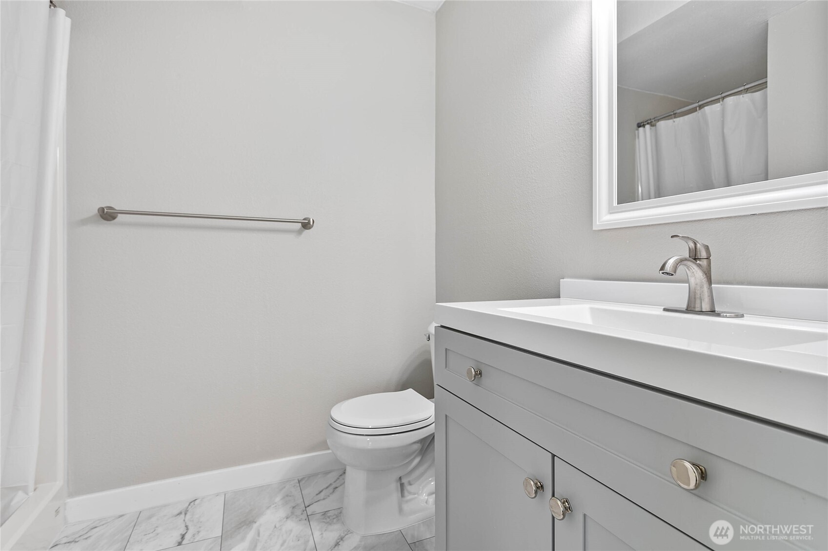3881 Magrath Road Property Photo 29