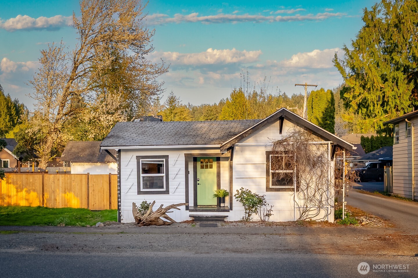 60 2nd Avenue Property Photo 10