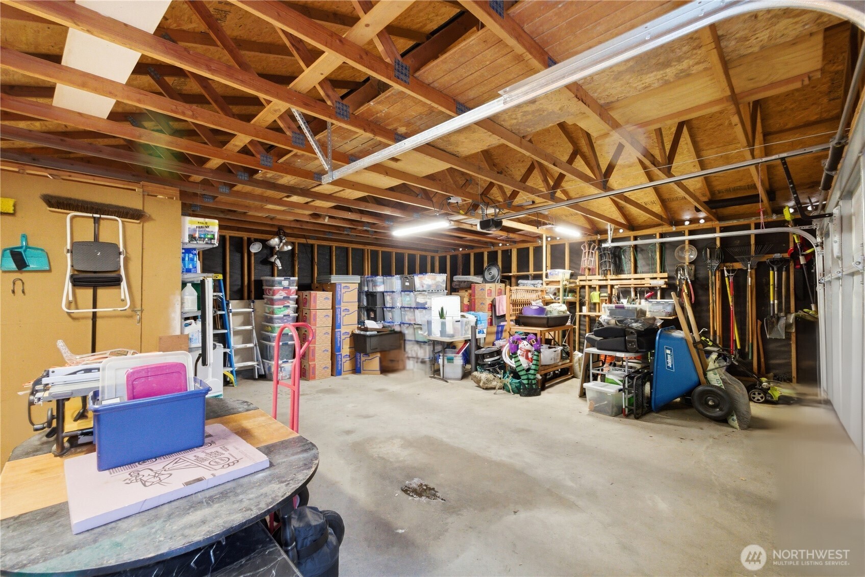 10611 2nd Place Property Photo 21
