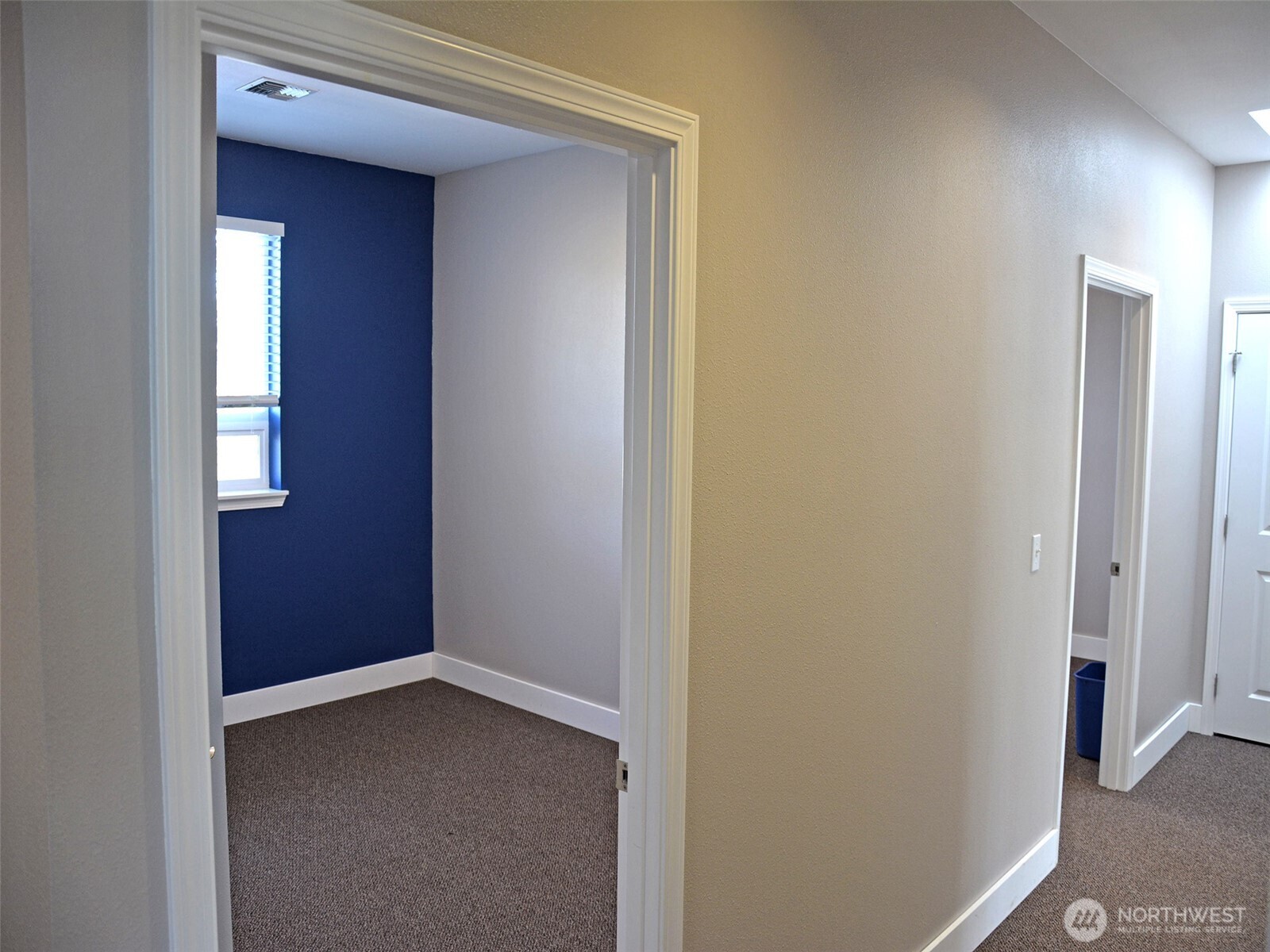 576 N Fifth Avenue Property Photo 13