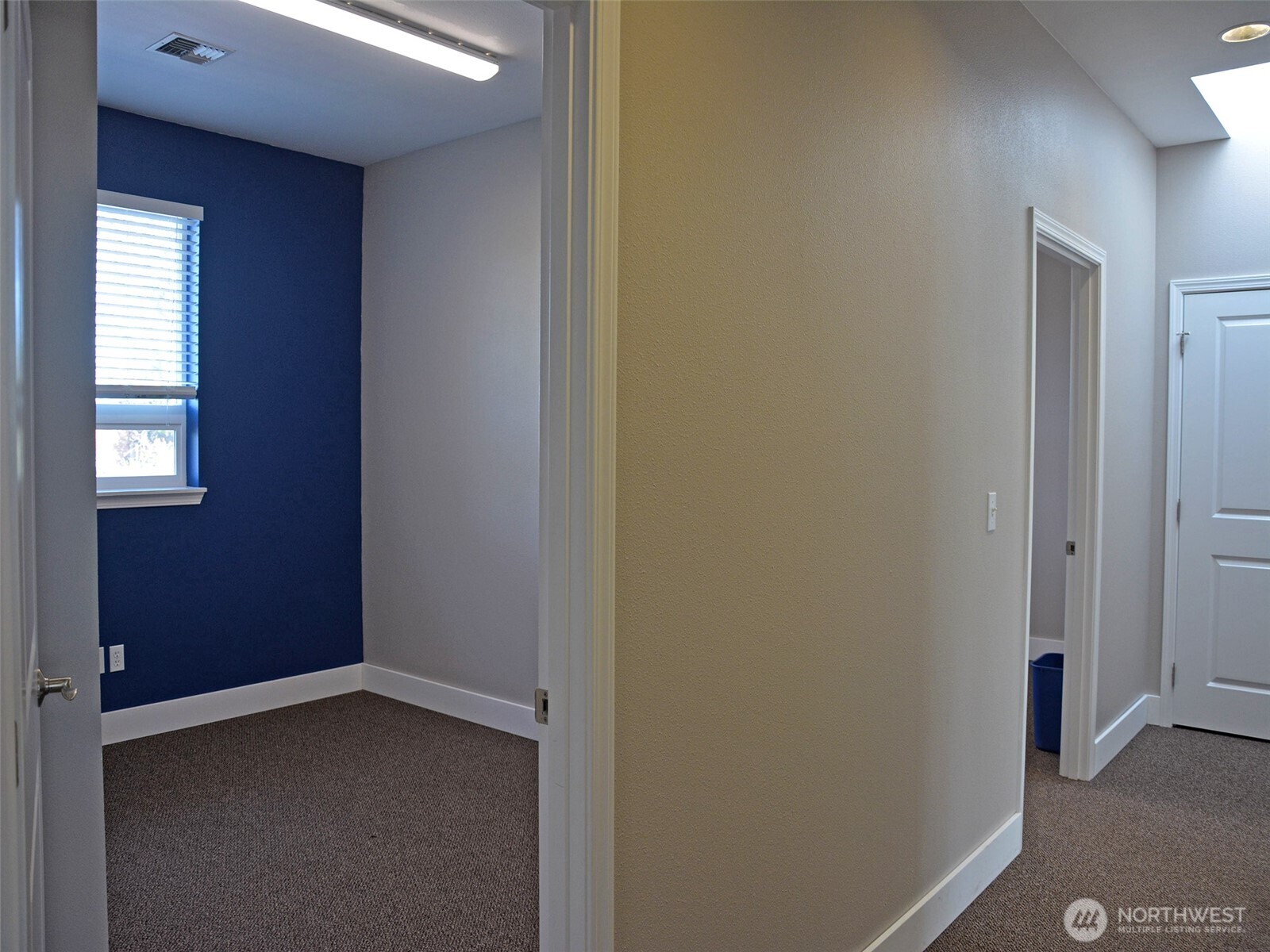 576 N Fifth Avenue Property Photo 14
