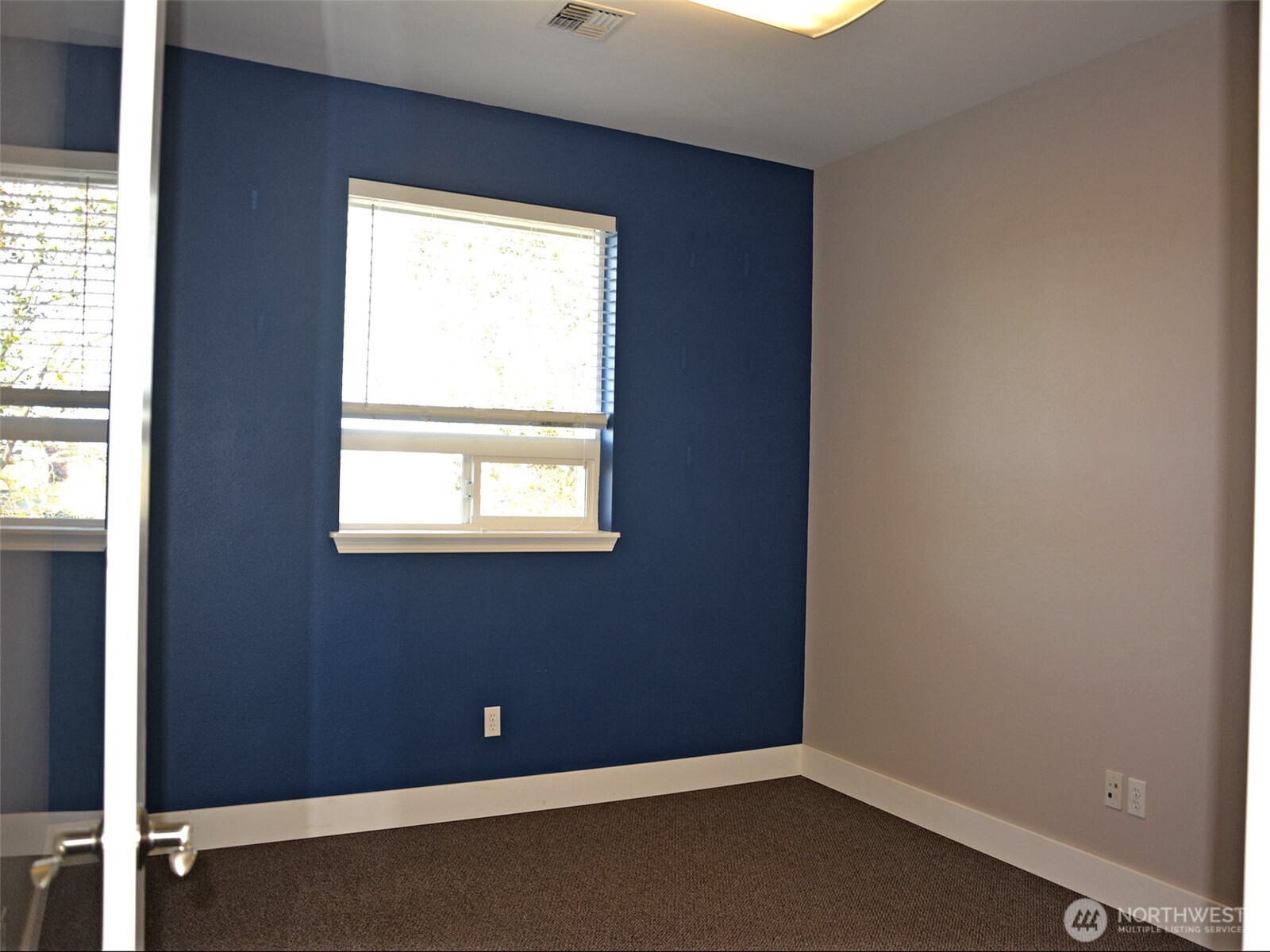 576 N Fifth Avenue Property Photo 16