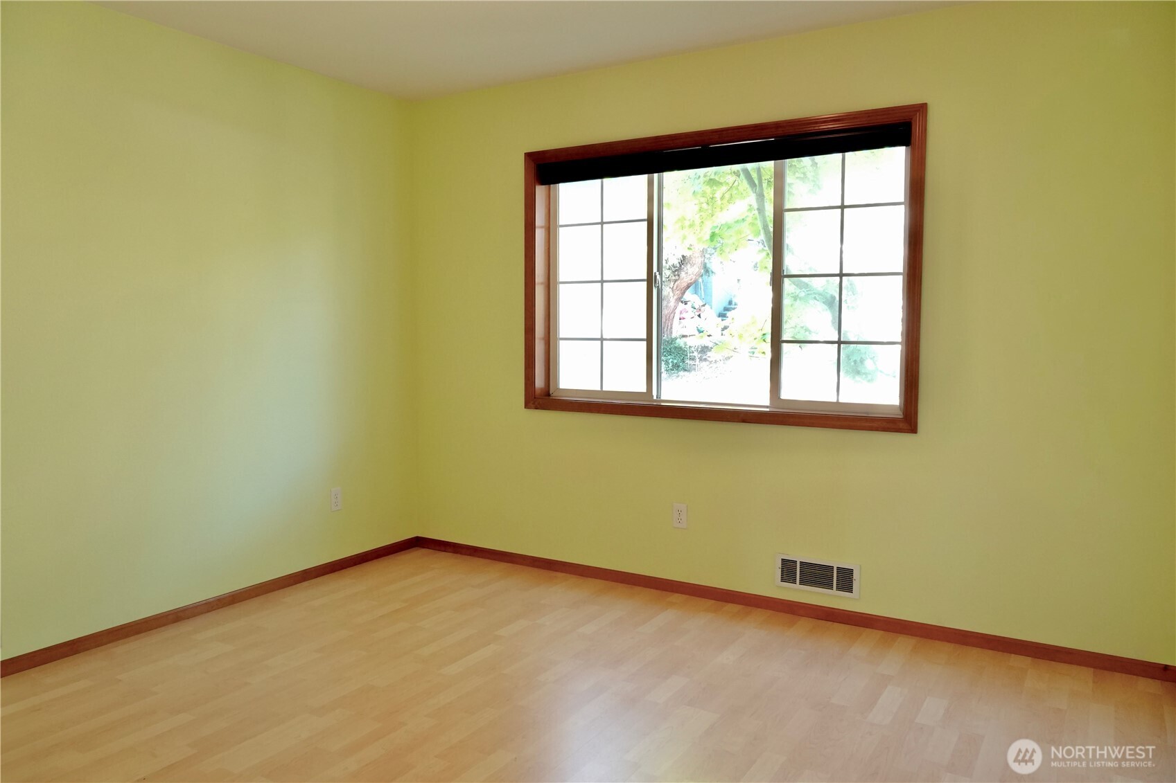 725 Judson Street 104 Property Photo 18
