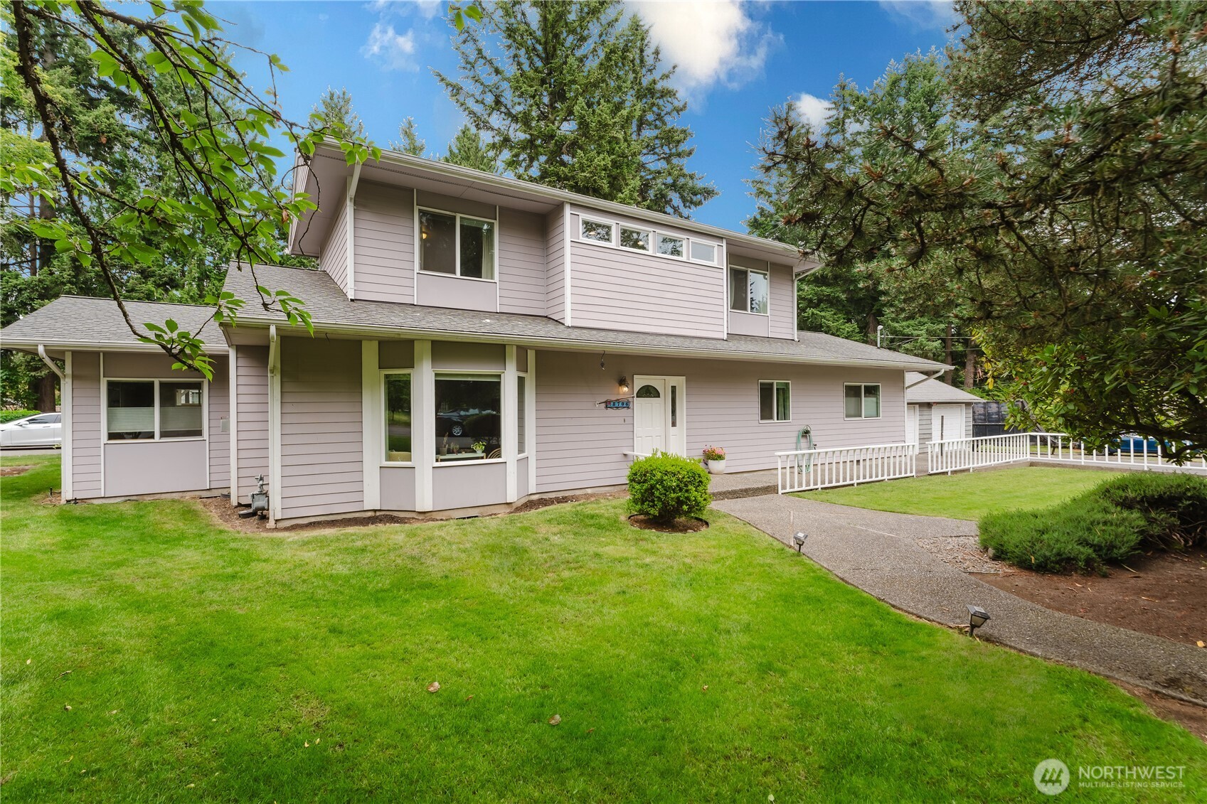 8706 NE 135th Place Property Photo 1