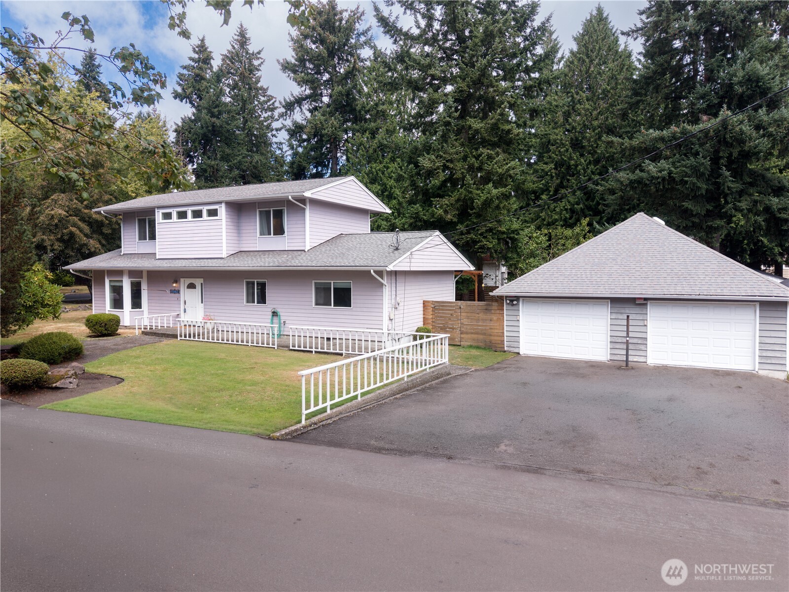 8706 Ne 135th Place Property Photo 2