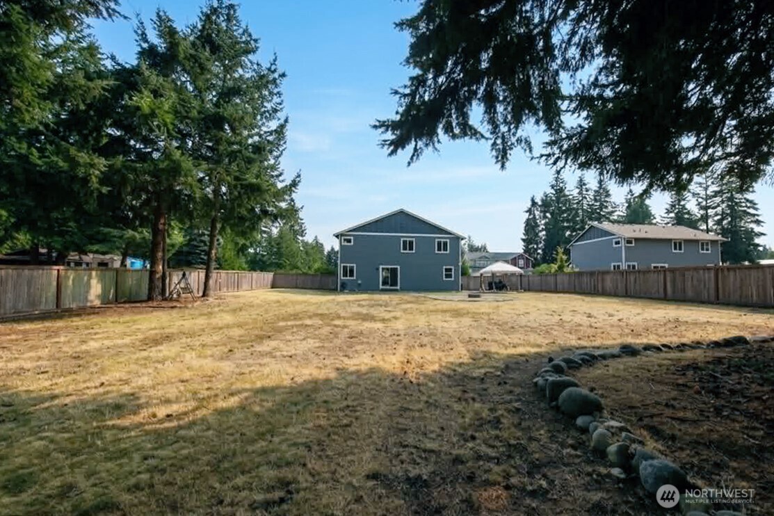 301 135th Place Property Photo 6