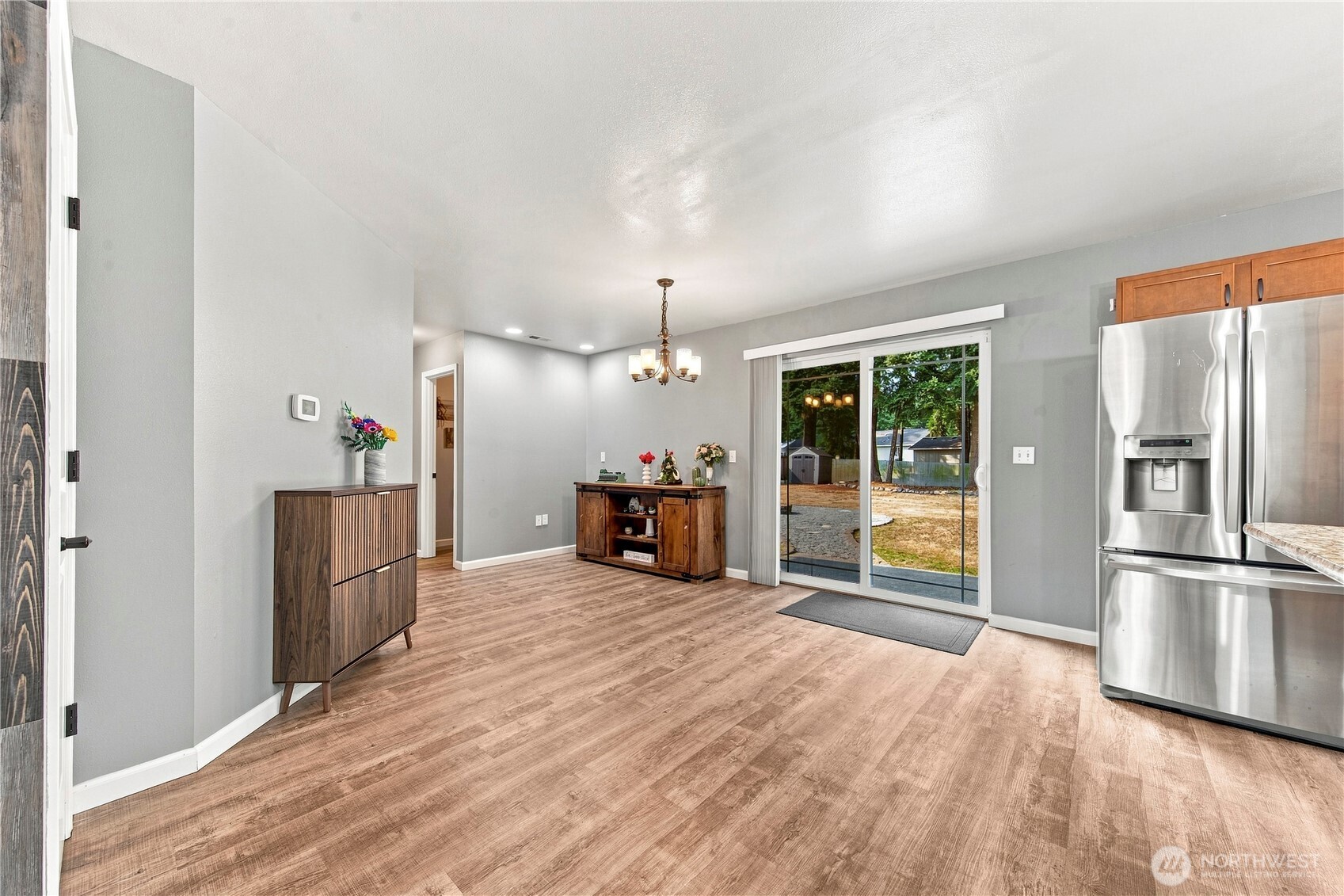 301 135th Place Property Photo 8