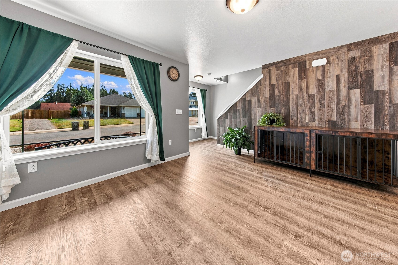 301 135th Place Property Photo 17