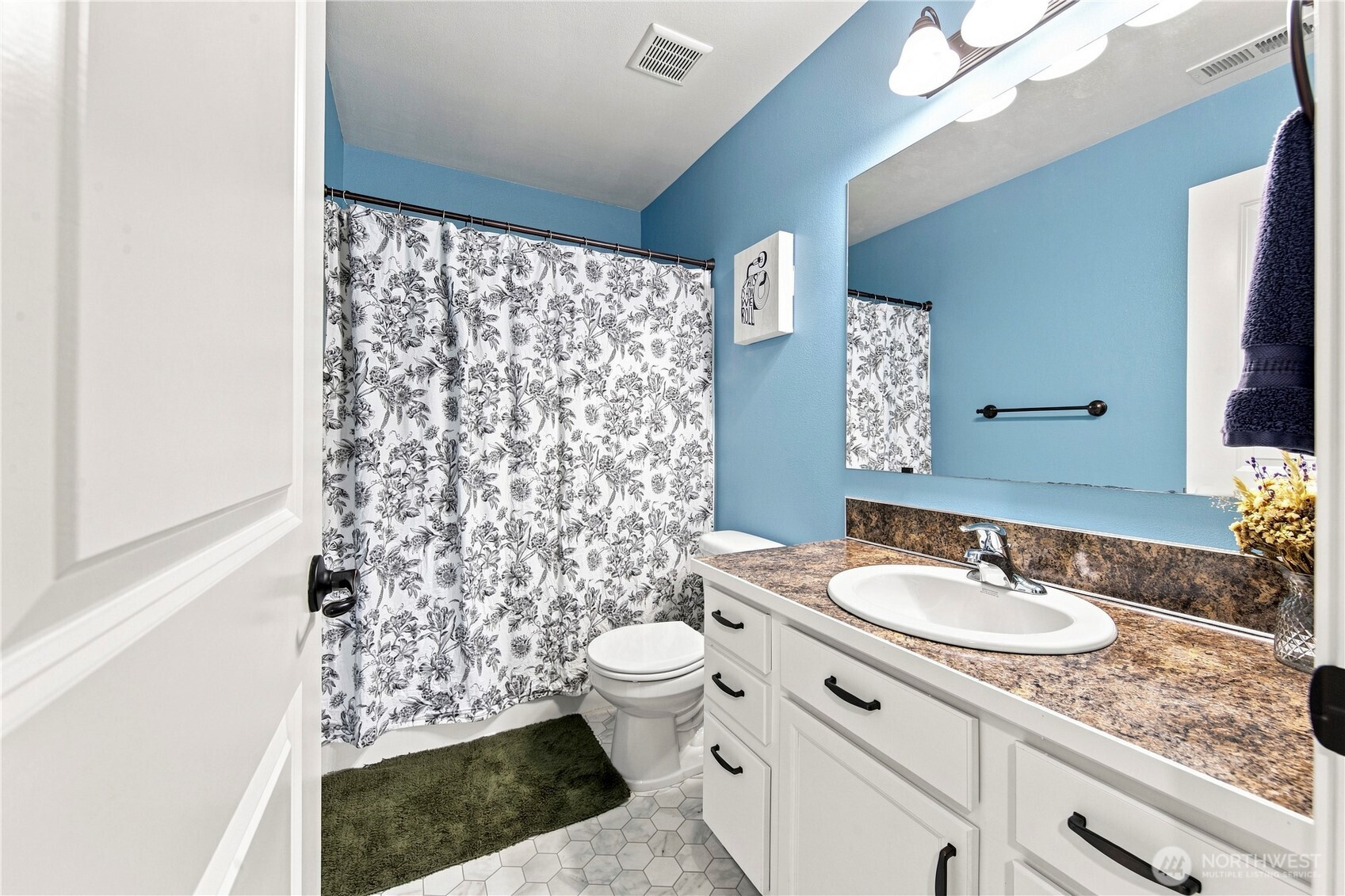 301 135th Place Property Photo 25
