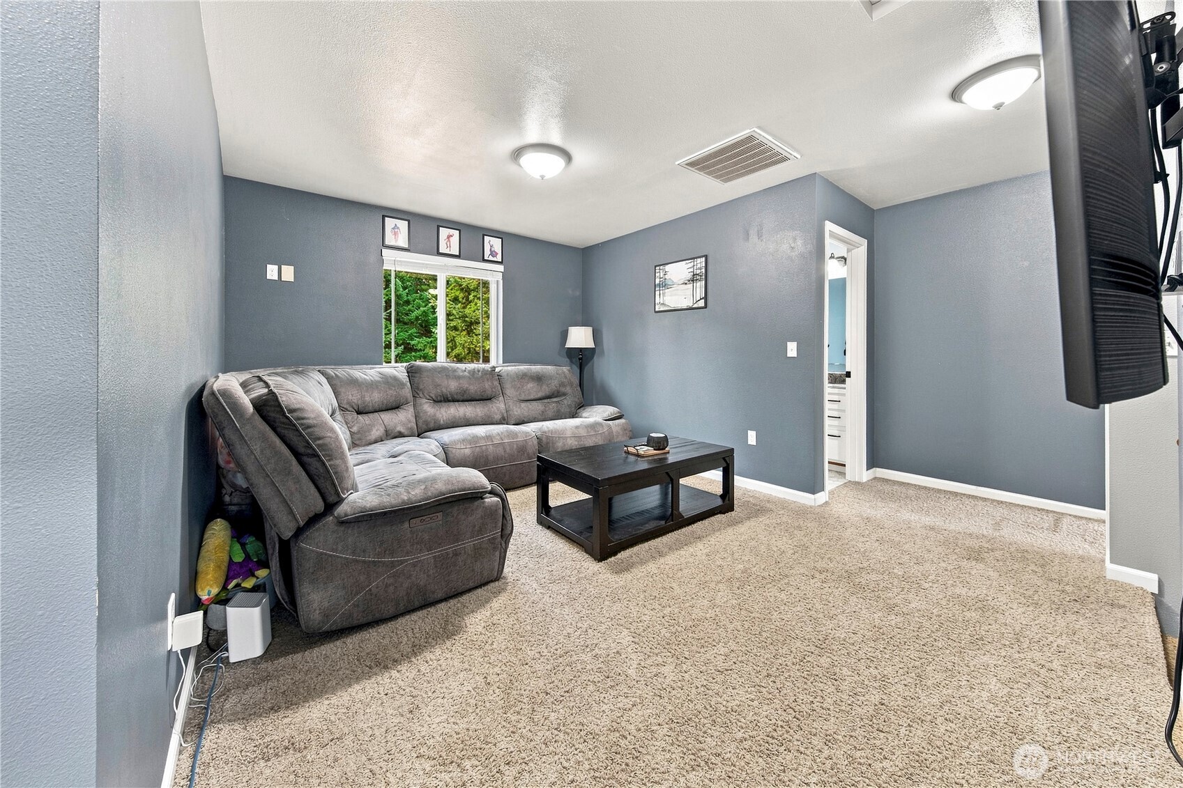 301 135th Place Property Photo 28