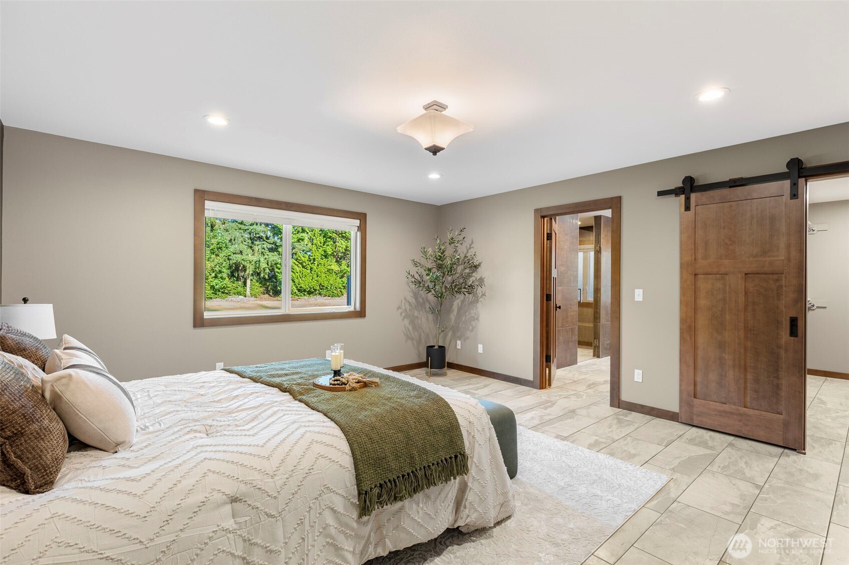 7273 Banner Road Property Photo 10