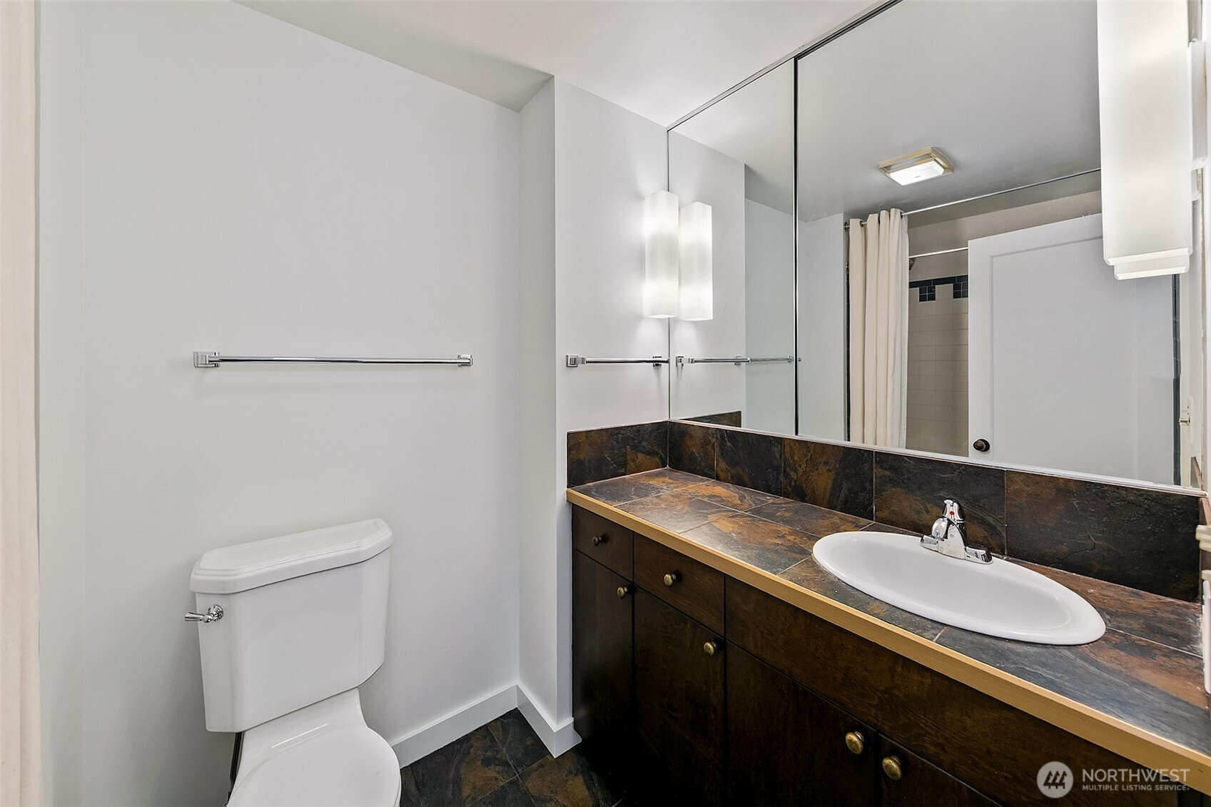 1107 1st Avenue 701 Property Photo 11