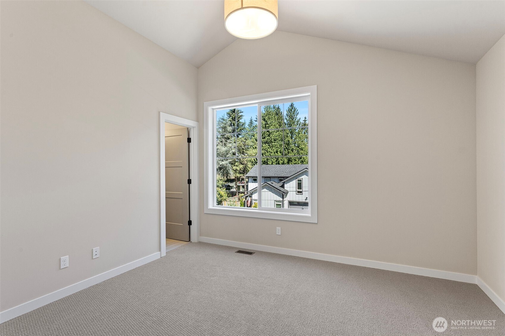 12829 Ne 78th Place Property Photo 29