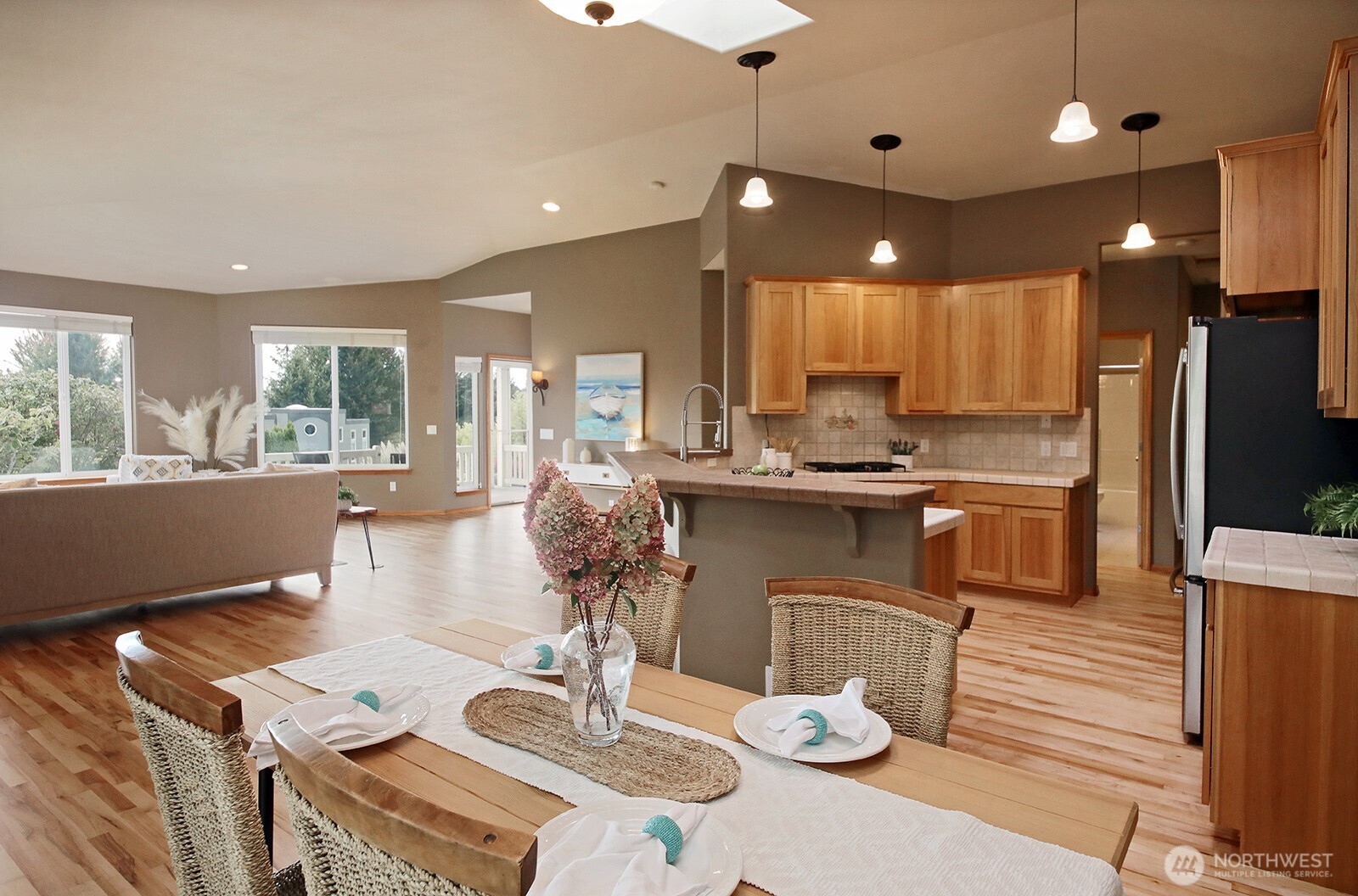 5674 Lenz Place Property Photo 11