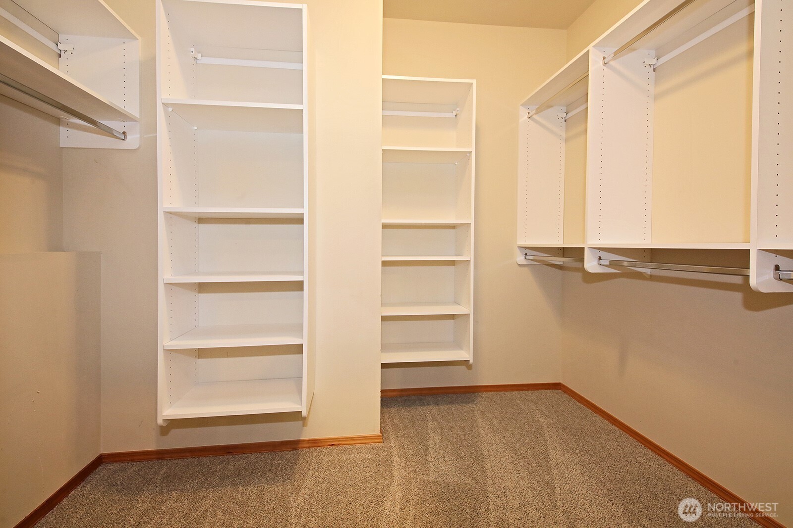 5674 Lenz Place Property Photo 19