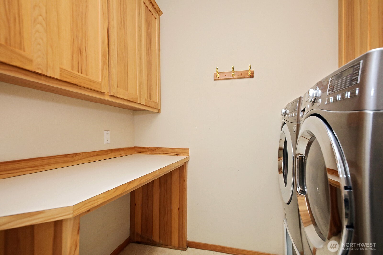 5674 Lenz Place Property Photo 26