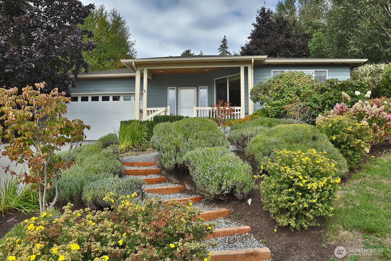5674 Lenz Place Property Photo 33