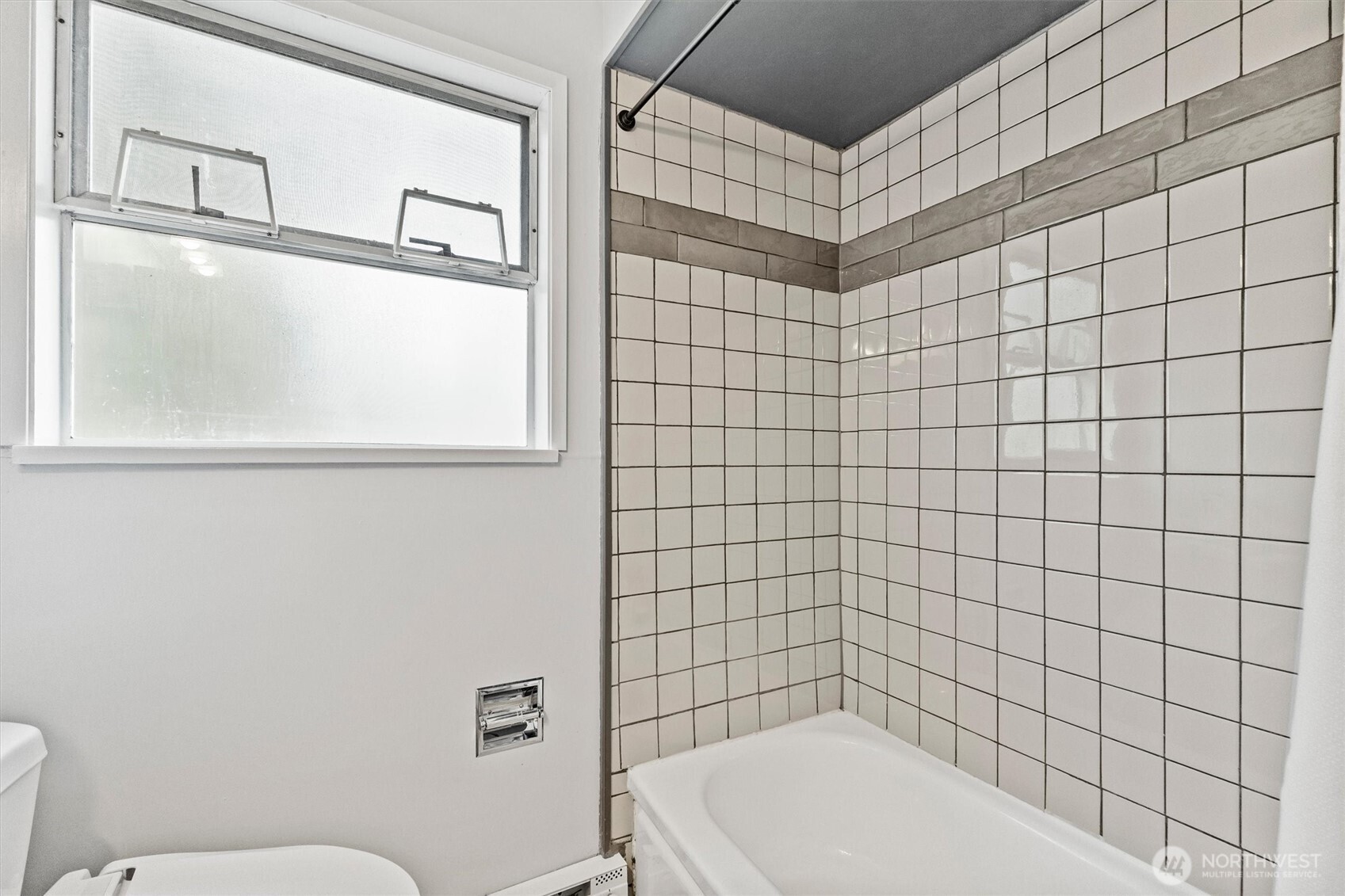 8664 Valley Ct Property Photo 17