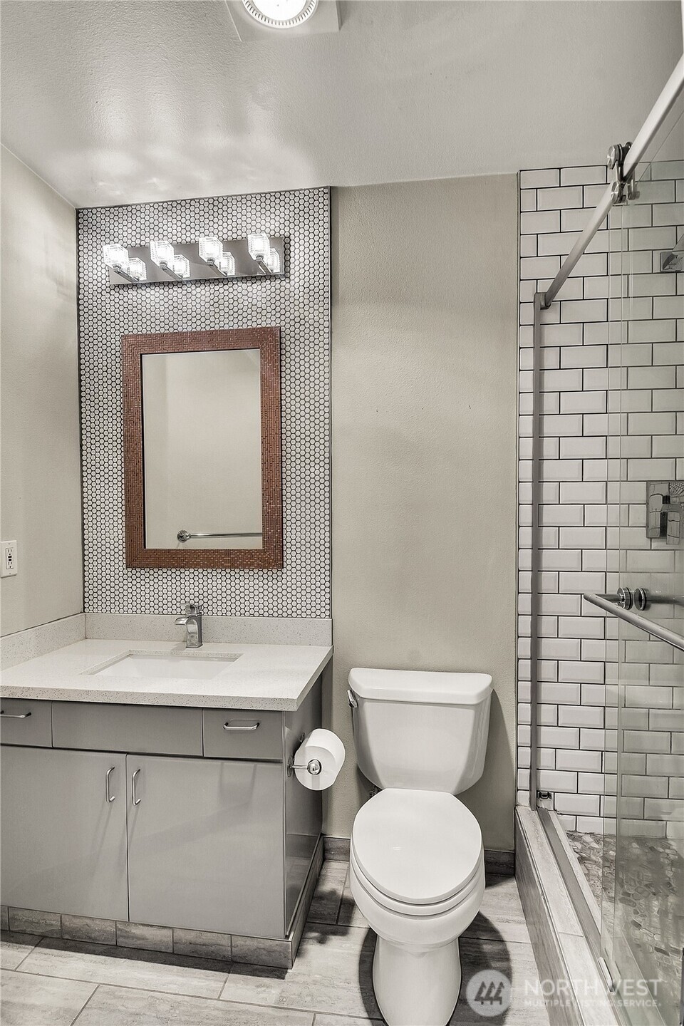 1202 Lakeview Boulevard 1 Property Photo 17