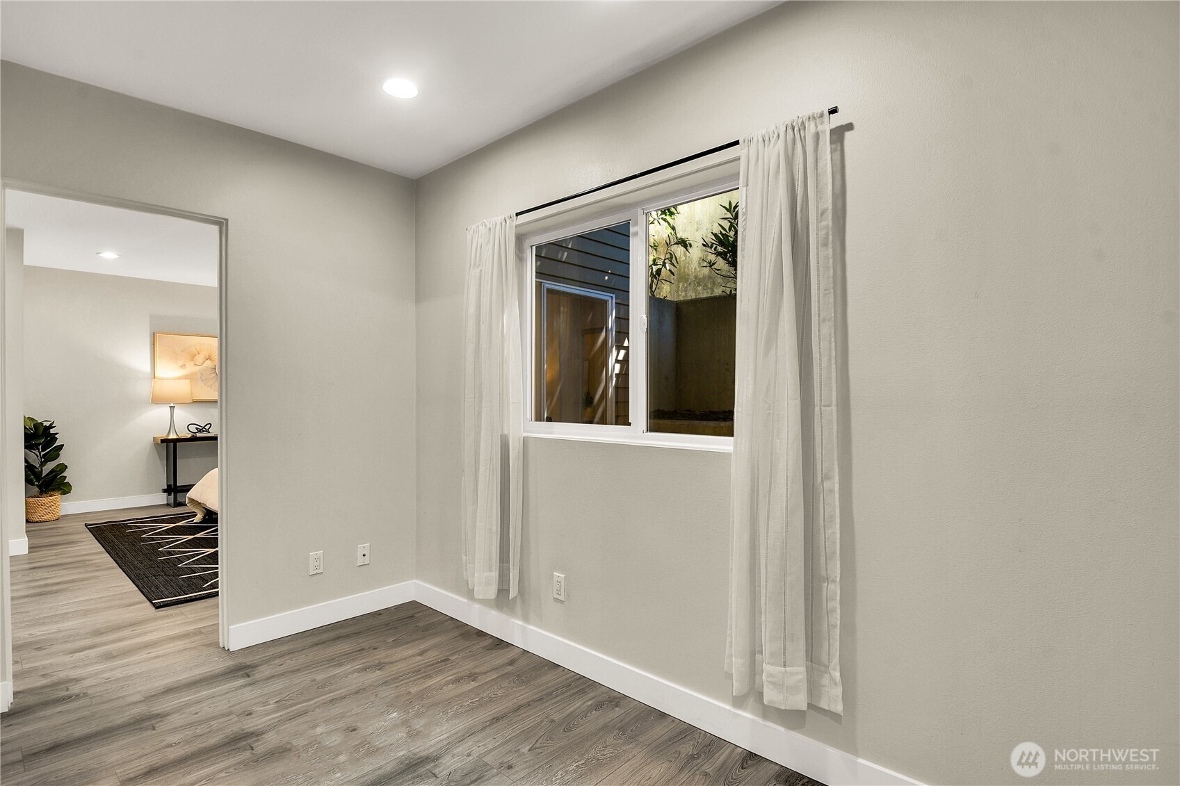 1202 Lakeview Boulevard 1 Property Photo 18