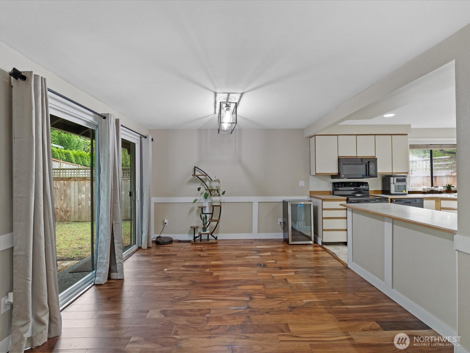 1726 174th Place Property Photo 4