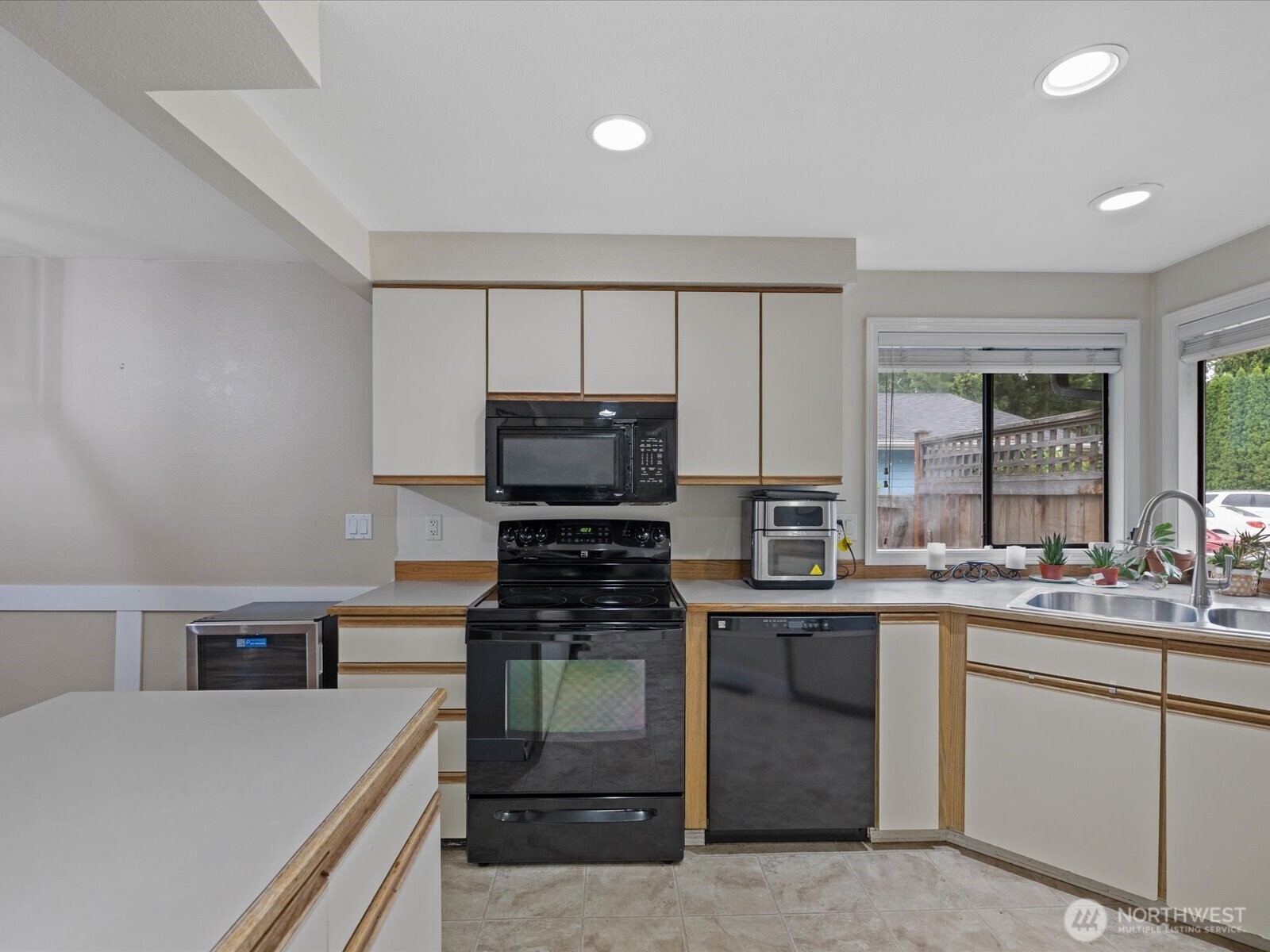 1726 174th Place Property Photo 6