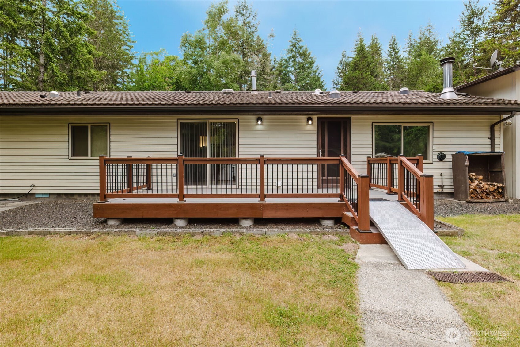 4601 Sw Lake Flora Road Property Photo 29