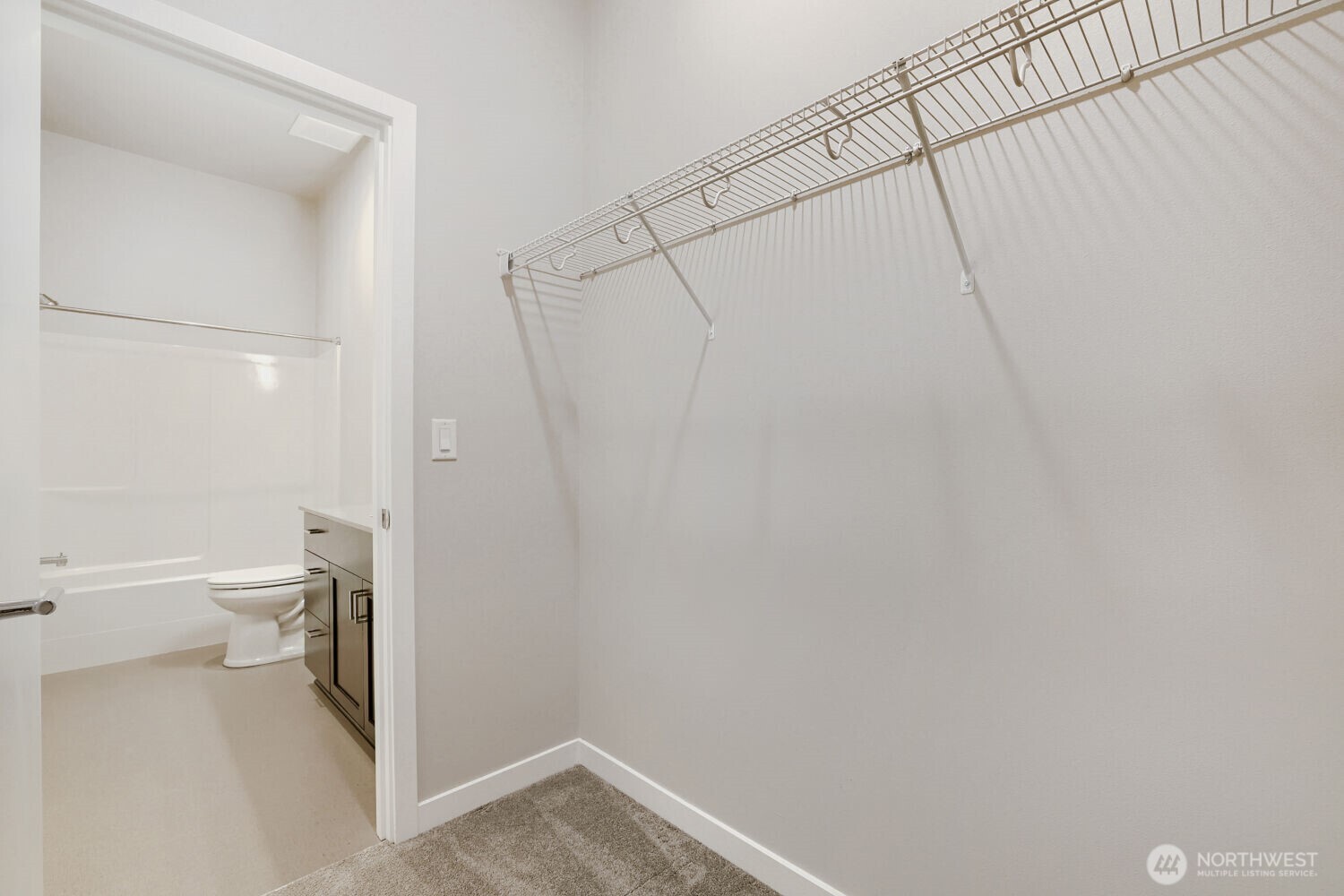 8607 22nd Place Property Photo 21