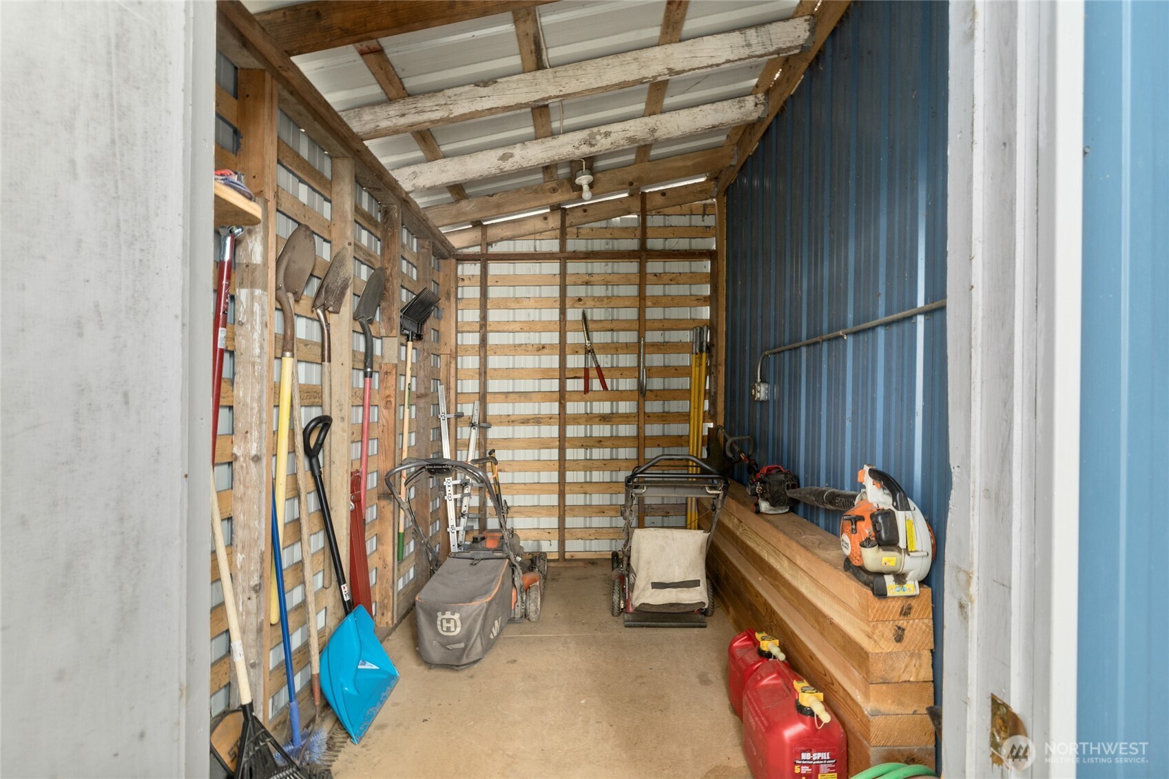 1230 Wapiti Drive Property Photo 9