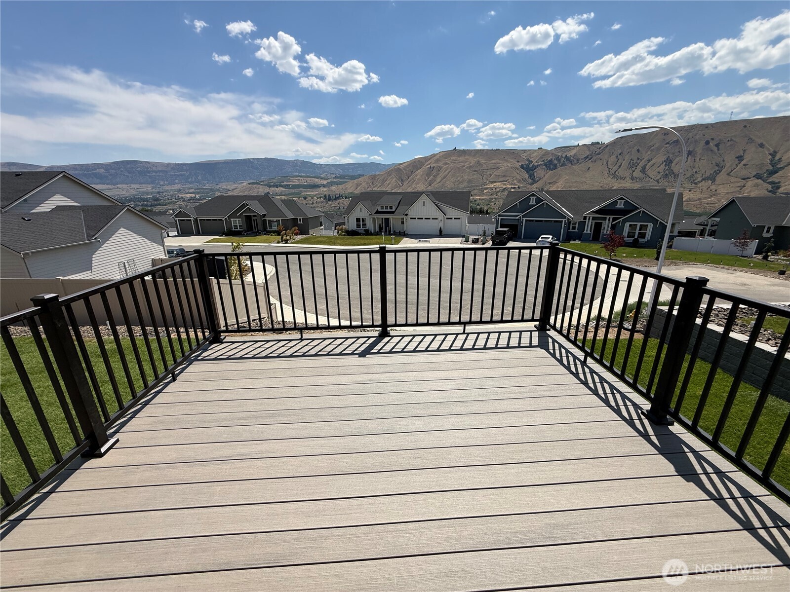 1576 6th Street Property Photo 8