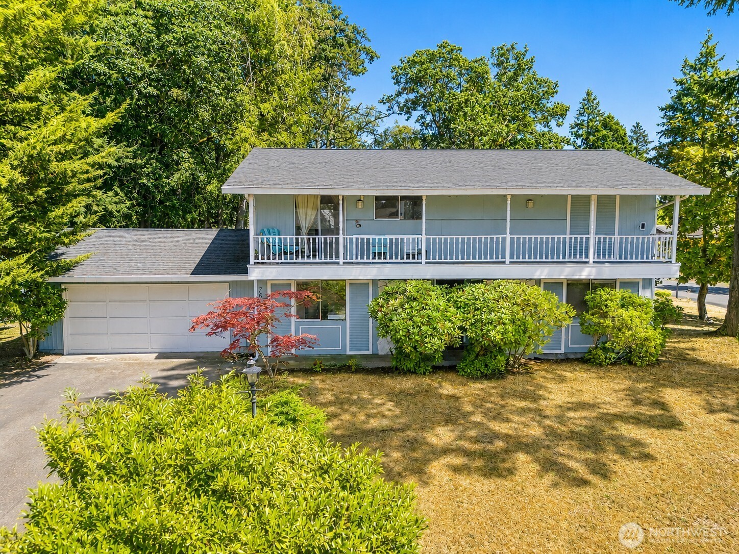 7827 76th Avenue Property Photo 1