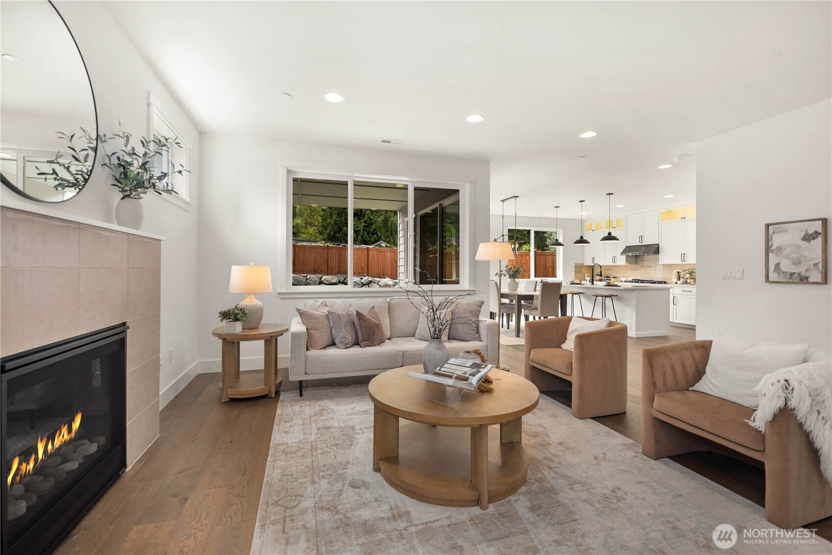 22016 81st Place Property Photo 6