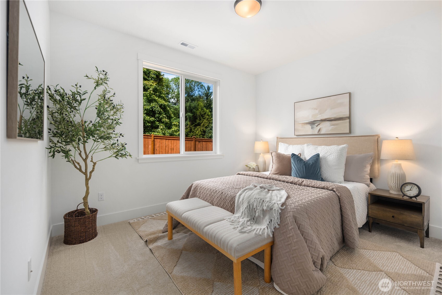 22016 81st Place Property Photo 12