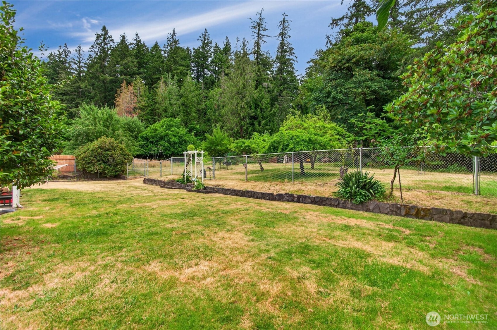 2950 Madrona Drive Property Photo 7