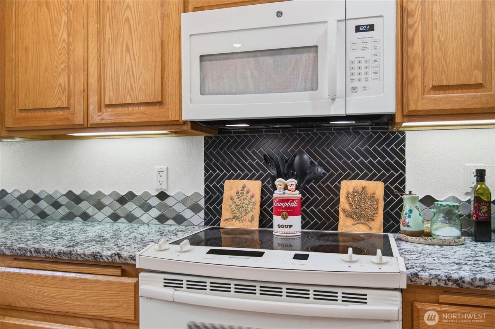 2950 Madrona Drive Property Photo 21